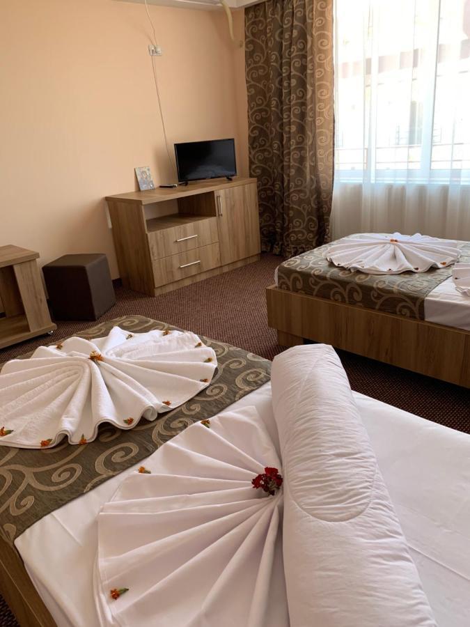 Hotel Cris Costinești Kültér fotó